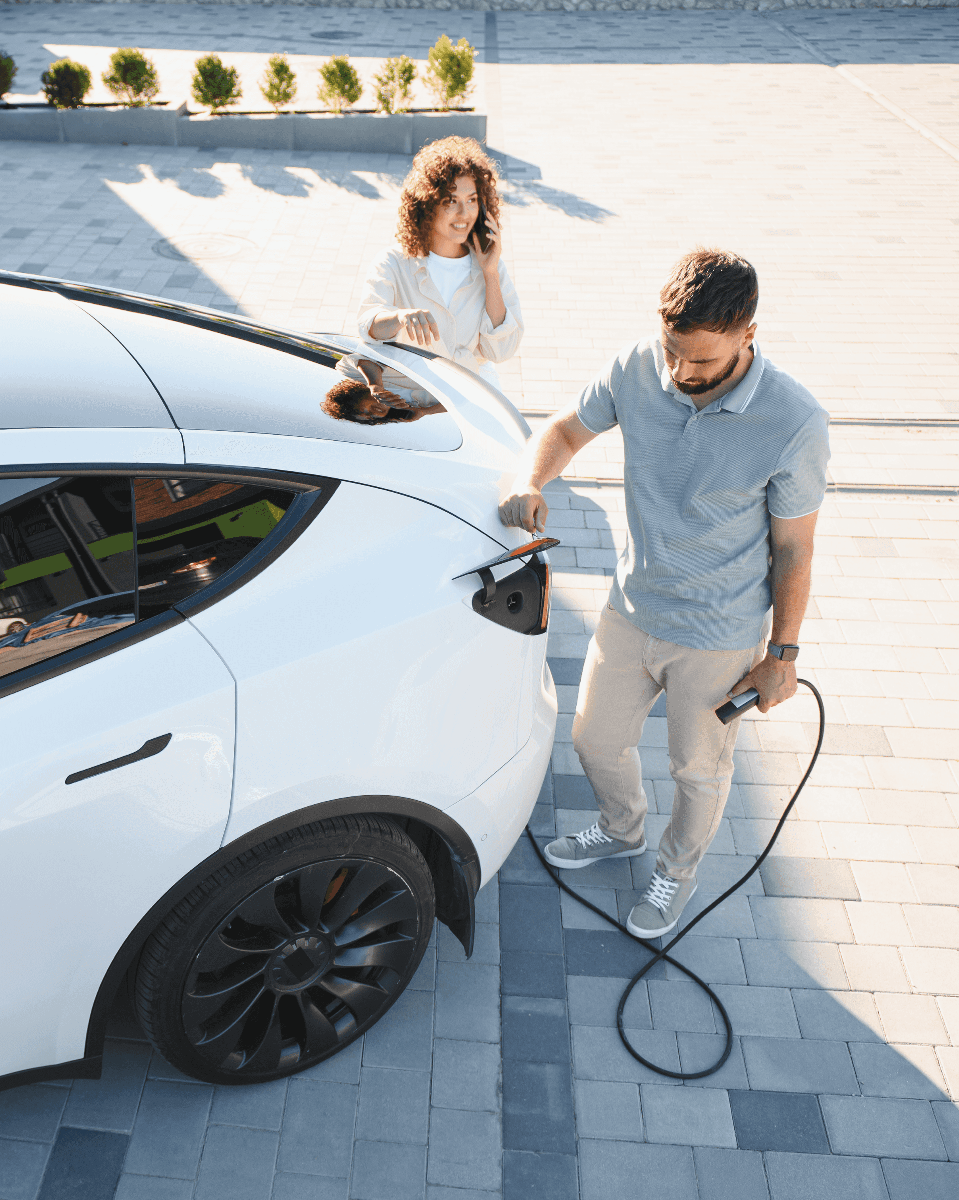 Elektrikli Araç ile Uzun Yol Rehberi: Kesintisiz Seyahat İçin Kapsamlı Kılavuz | 2025